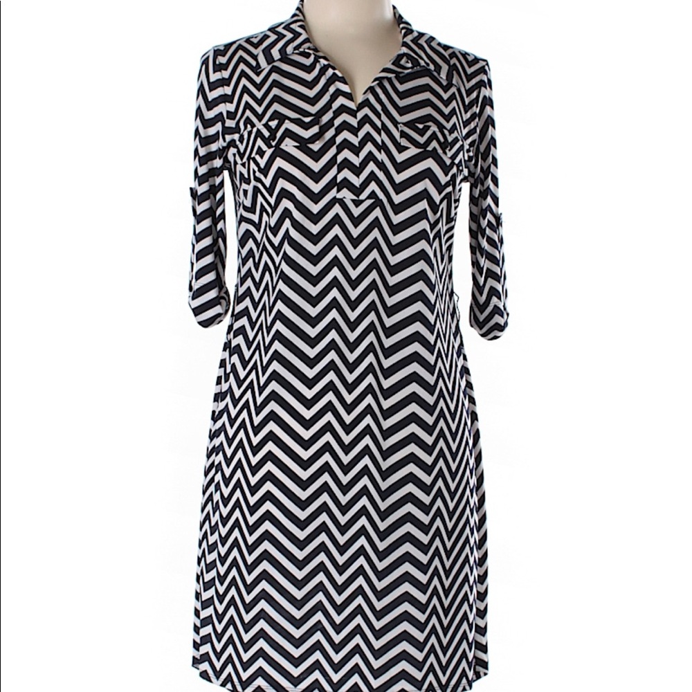 🥂NWOT Black & white chevron pattern summer dress